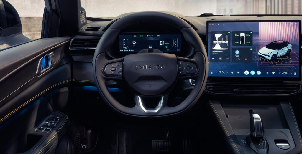 Lynk-Co-01-More-1.5-PHEV-interior-delantera