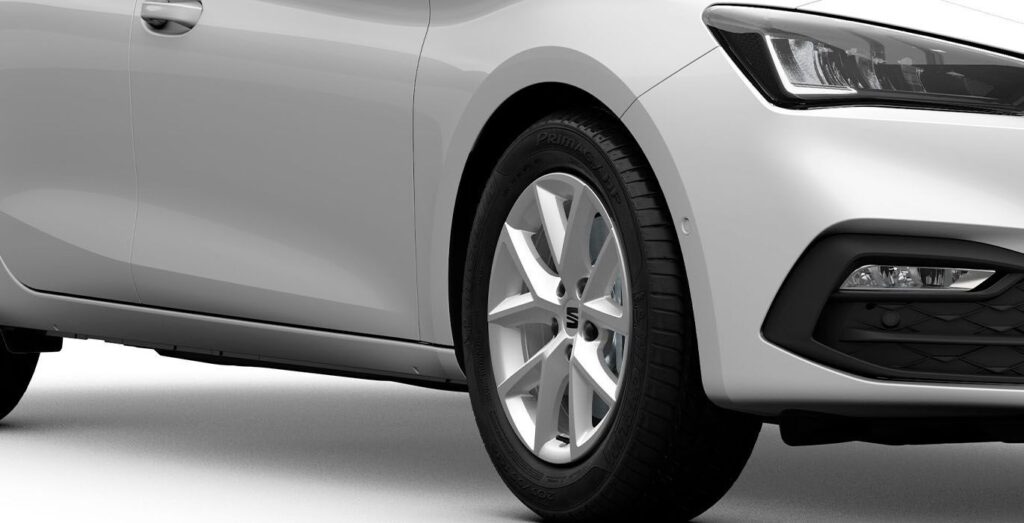 SEAT-LEON-2.0-TDI-Style-XL-exterior-detalle
