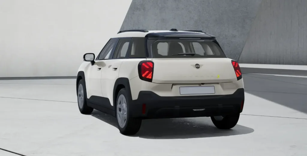 MINI-Aceman-SE-160kW-I-trasera