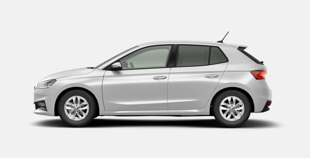 Skoda-Fabia-Selection-1.0-MPI-59kW-80CV-blanco-lateral.webp